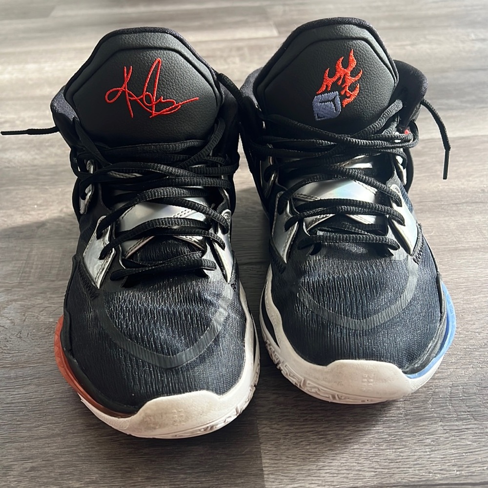 Nike Kyrie Infinity Shoes Size 11